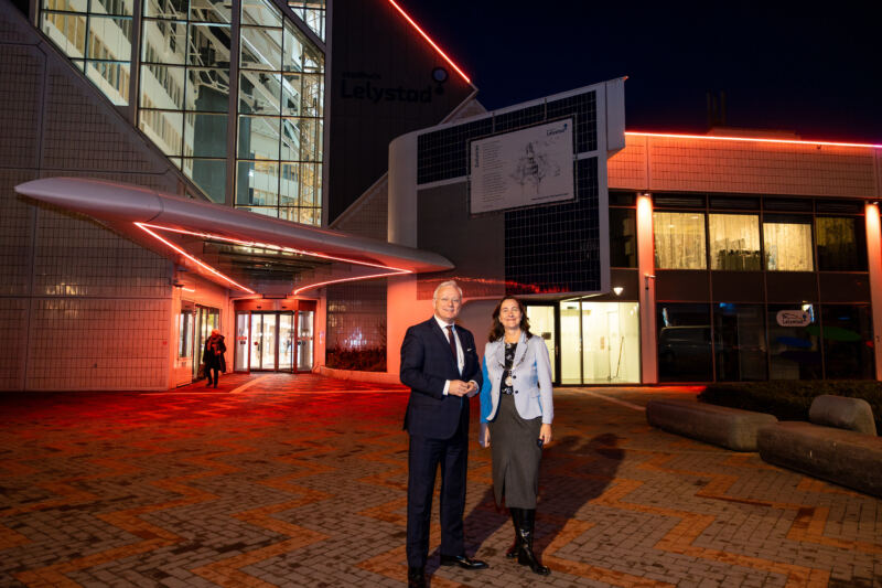 Ambtsbezoek CdK aan Lelystad — 20251125_183013_DanielSylla_Ambtsbezoek CdK Lelystad_3901