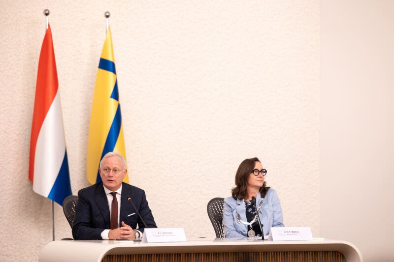 Ambtsbezoek CdK aan Lelystad — 20251125_184314_DanielSylla_Ambtsbezoek CdK Lelystad_1164