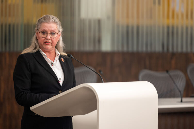 Ambtsbezoek CdK aan Lelystad — 20251125_185759_DanielSylla_Ambtsbezoek CdK Lelystad_1208