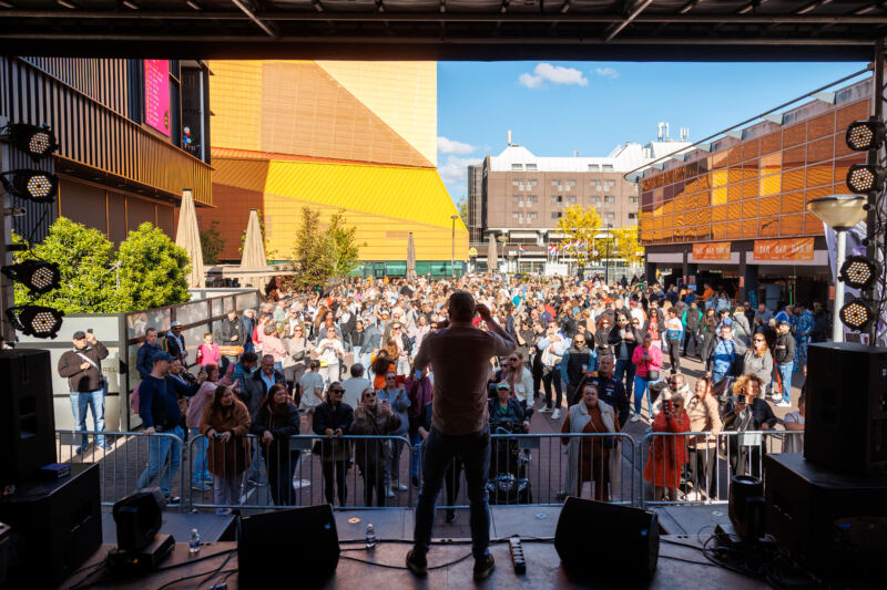 Bevrijdingsfeest Lelystad 5 mei 2025 — 20250505_180035_DanielSylla_BFL 2025_6289