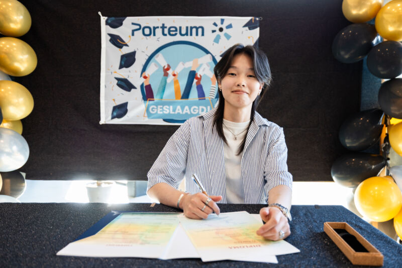 Diploma uitreiking HV 2026 — 20260701_194347_DanielSylla_Diploma Uitreiking Porteum 2026_9042