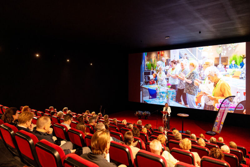 EEN Tegen EENZAAMHEID — 20251120_170816_DanielSylla_één tegen eenzaamheid_0579