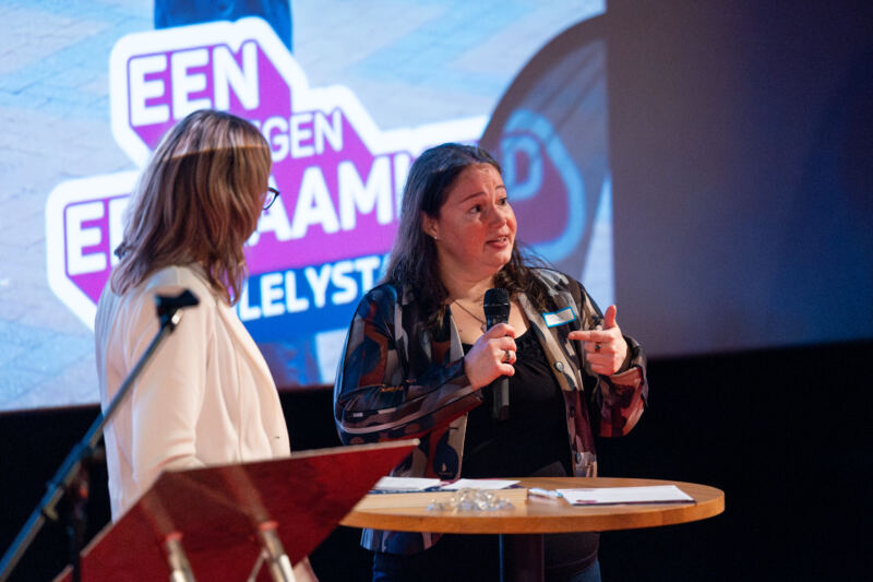 EEN Tegen EENZAAMHEID — 20251120_171447_DanielSylla_één tegen eenzaamheid_3277