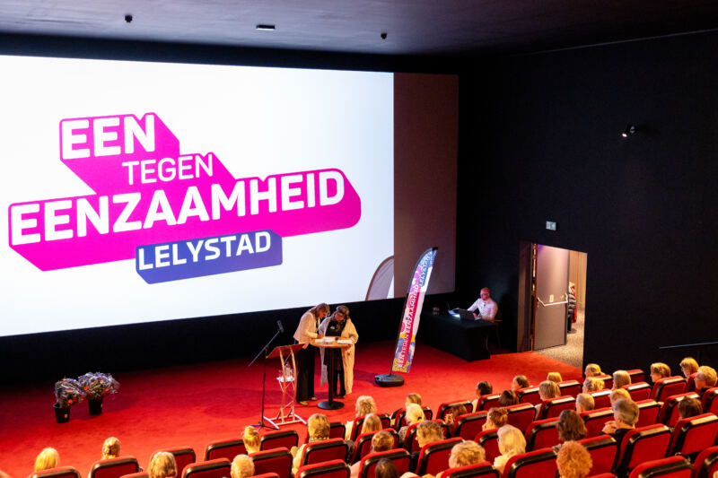 EEN Tegen EENZAAMHEID — 20251120_172104_DanielSylla_één tegen eenzaamheid_0600