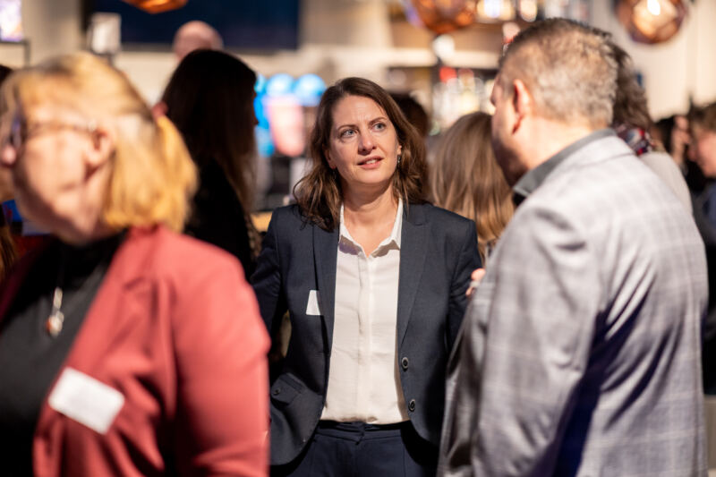 EEN Tegen EENZAAMHEID — 20251120_174907_DanielSylla_één tegen eenzaamheid_3464
