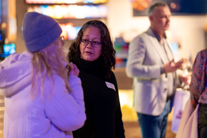 EEN Tegen EENZAAMHEID — 20251120_180407_DanielSylla_één tegen eenzaamheid_3494