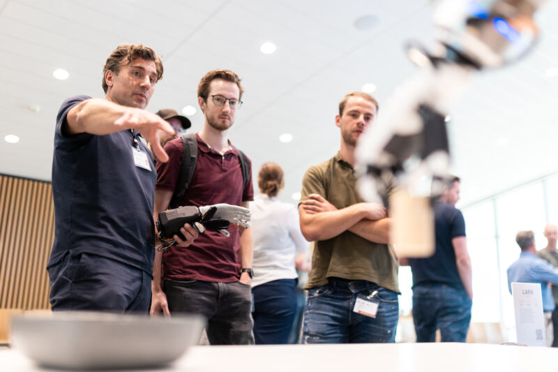 Humanoïde robotica van potentie naar praktijk — 20260526_172331_DanielSylla_Humanoïde robotica van potentie naar praktijk_2895