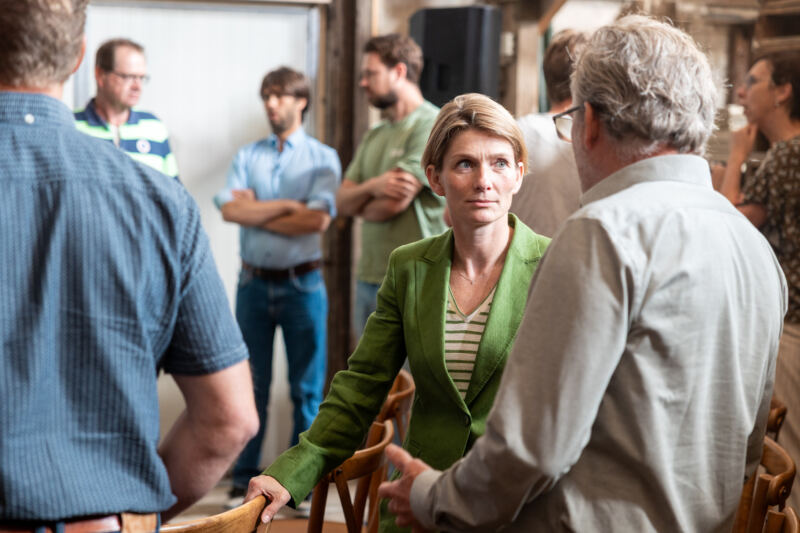 Wachten op stroom — wachten-op-stroom-07